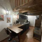 Xenia Renting *